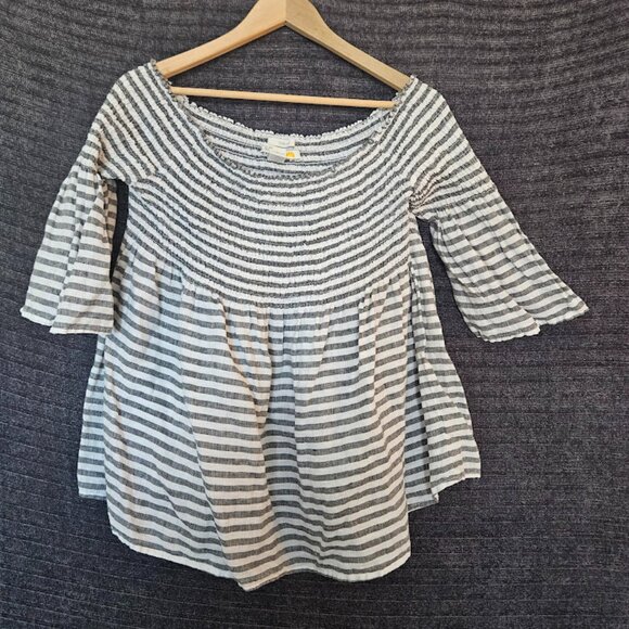 C&C California Tops - Women's 100% Linen Striped Smocked Off The Shoulder Top Size XL C&C California